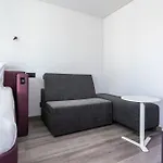 Yotel Ξενοδοχείο