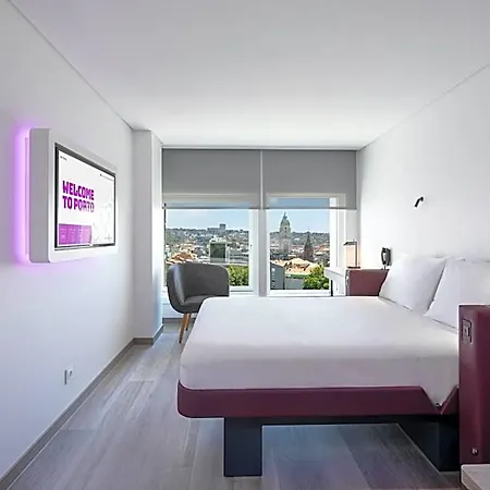 Hotel Yotel 4*