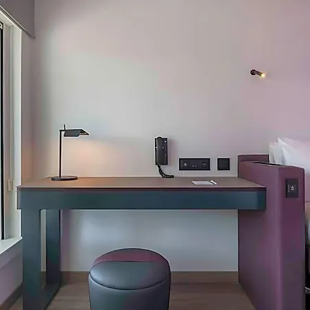 Hotel Yotel 4*