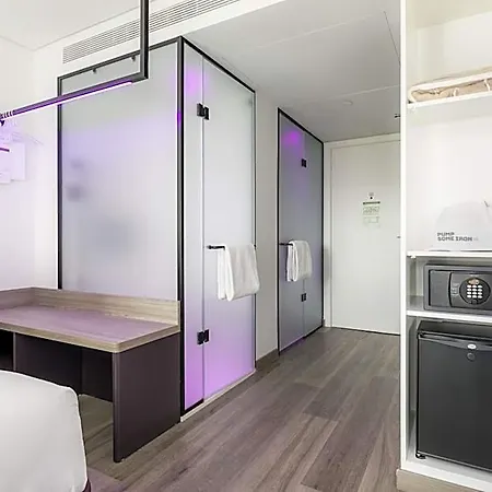 Yotel Porto