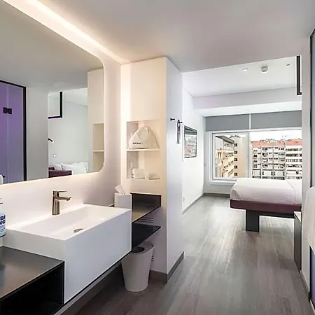 Yotel