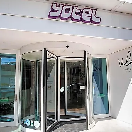 Yotel Hotel 4*