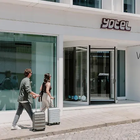 Yotel Porto