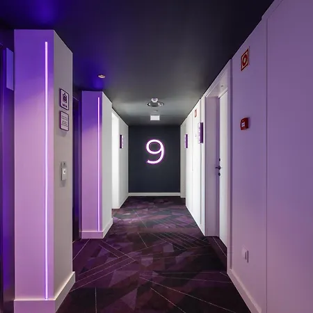 Yotel Порту