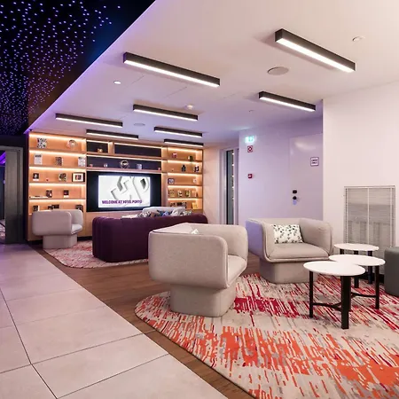 Yotel Отель