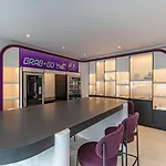 Yotel Oporto